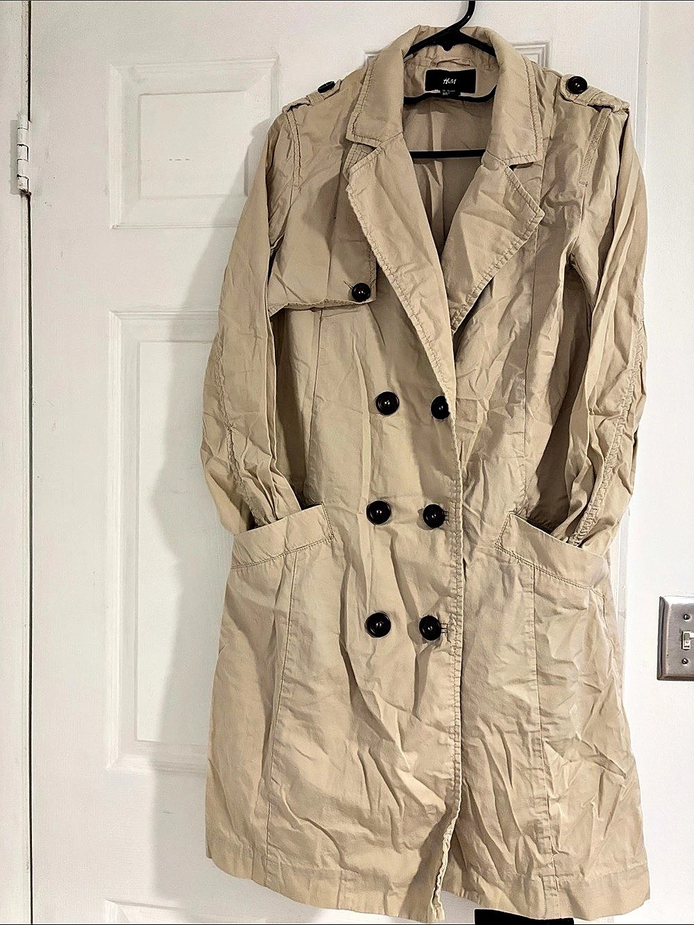 H&M Double-Breasted Trench Coat in Beige Size 6 Like New